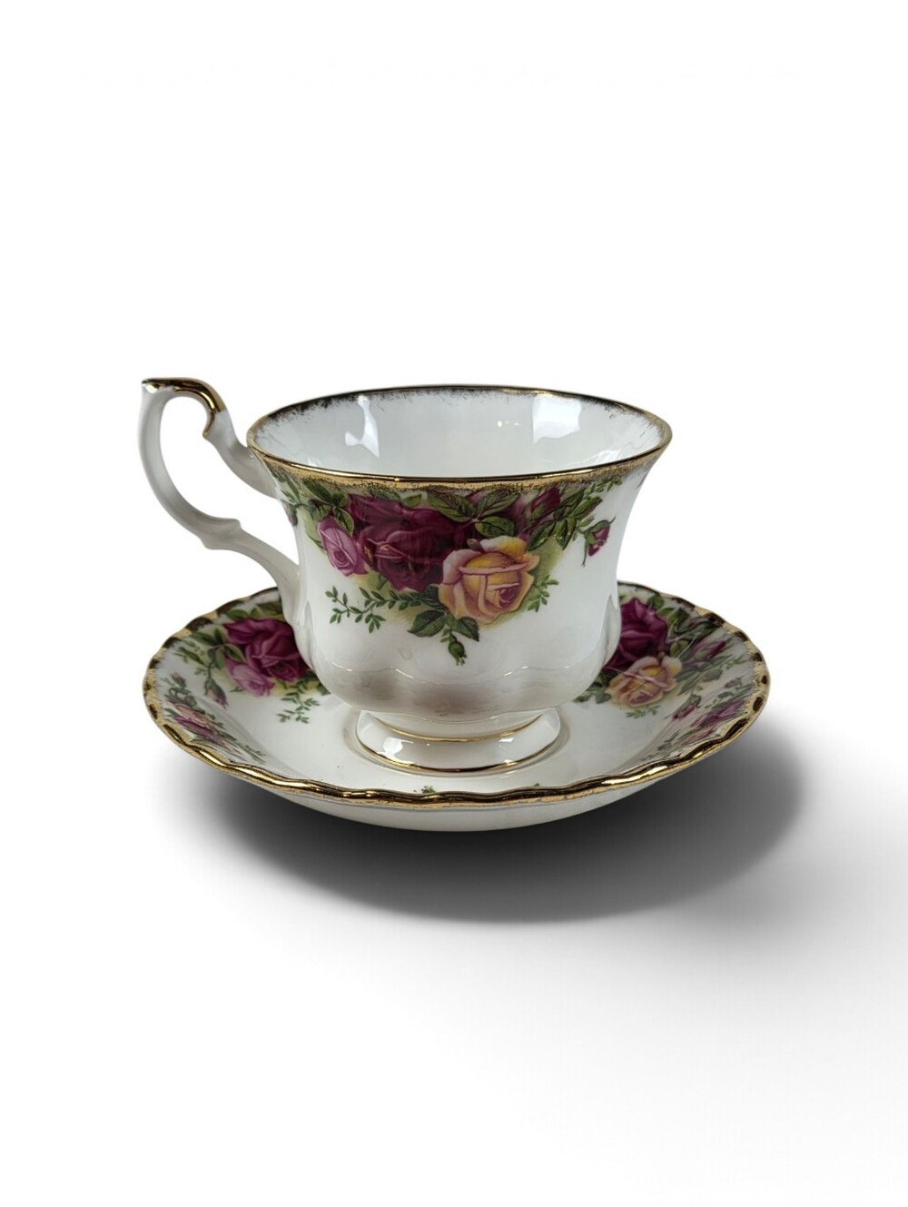 Royal Albert Old Country Roses Teacup & Saucer Bone China